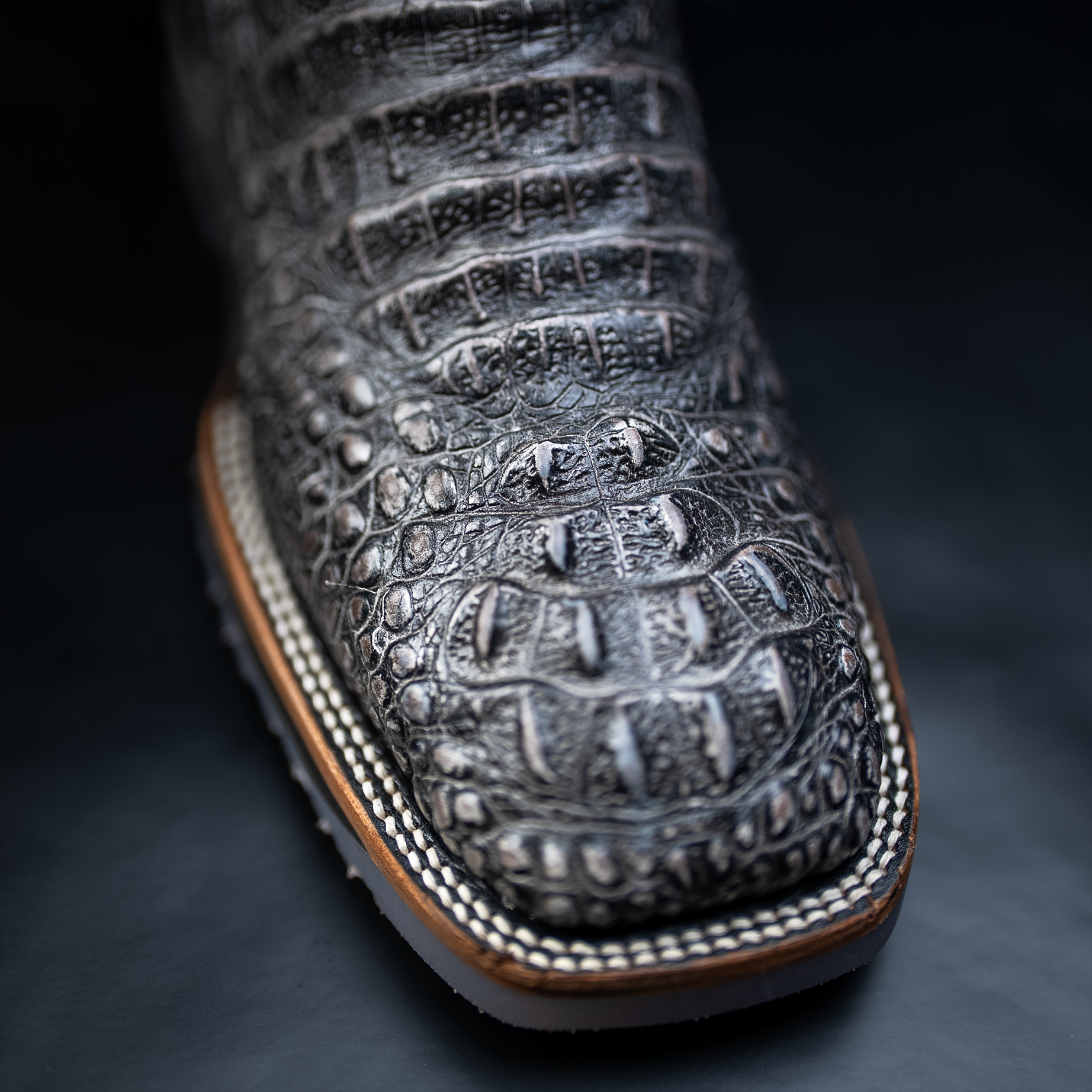 Men's Thin Blue Line 11' Caiman Tribute Work Boots – King Welt Men's Thin Blue Line 11' Caiman Tribute Work Boots – King Welt